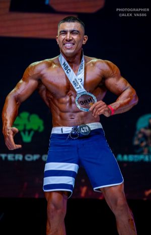 REAL NOVICE MEN‘S PHYSIQUE